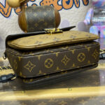 Louis Vuitton Pochette Metis Backpack M11941 Brown